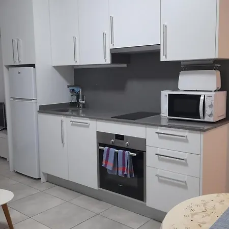 Sal Mar מלון 2*